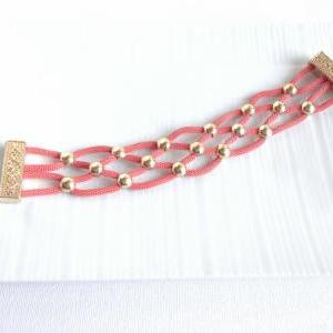 Intertwined Coral Magnetic Bracelet - Gold..